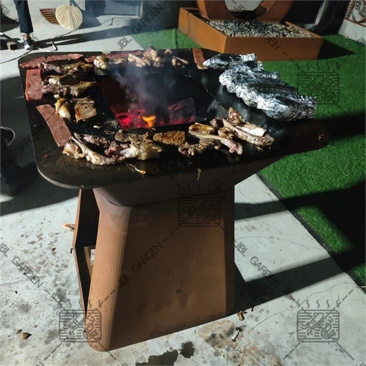 Corten Party Barbecue